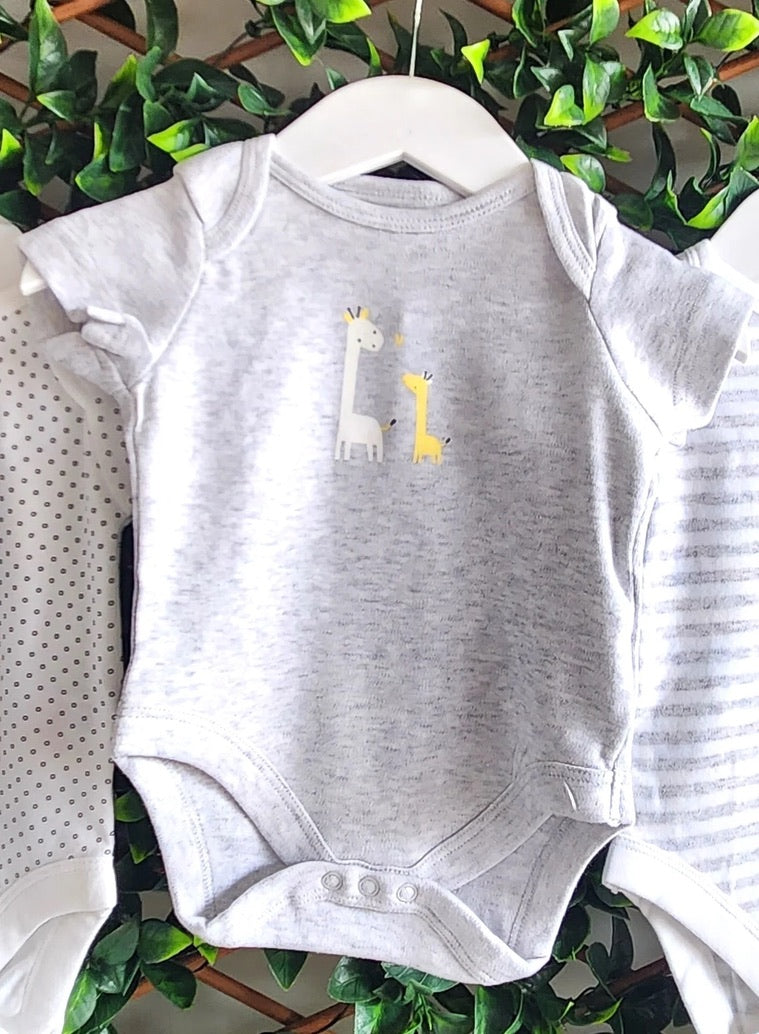 Short Sleeve Giraffe Bodysuit 0-3 months
