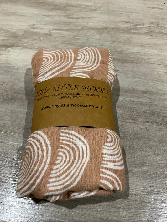 Muslin Wrap Dusty Pink Rainbows