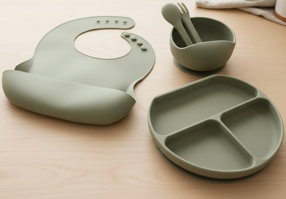 Silicone Dinner Sets with Bib